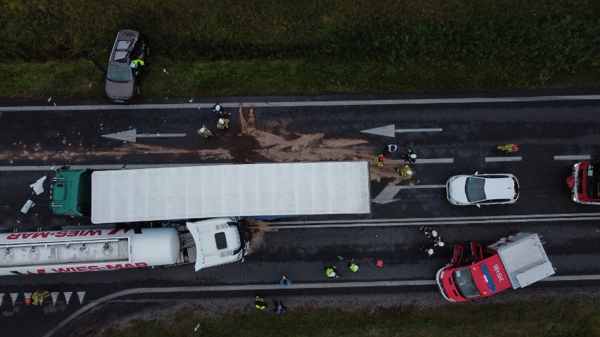 Wypadek w Stawiszynie na drodze krajowej nr 25