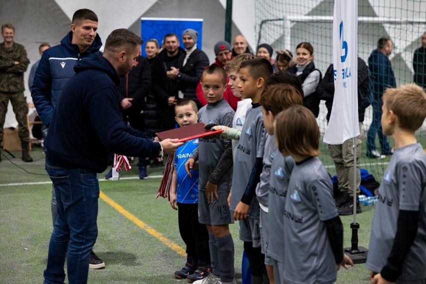 Młodzi piłkarze uczcili Święto Niepodległości specjalnym turniejem