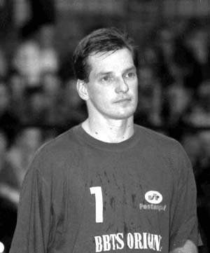 Grzegorz Wagner, rozgrywający BBTS Original-Polmos Bielsko-Biała, należy do najlepszych zawodników drużyny. Mimo niezbyt wysokiego wzrostu, decyduje o sposobie gry zespołu.