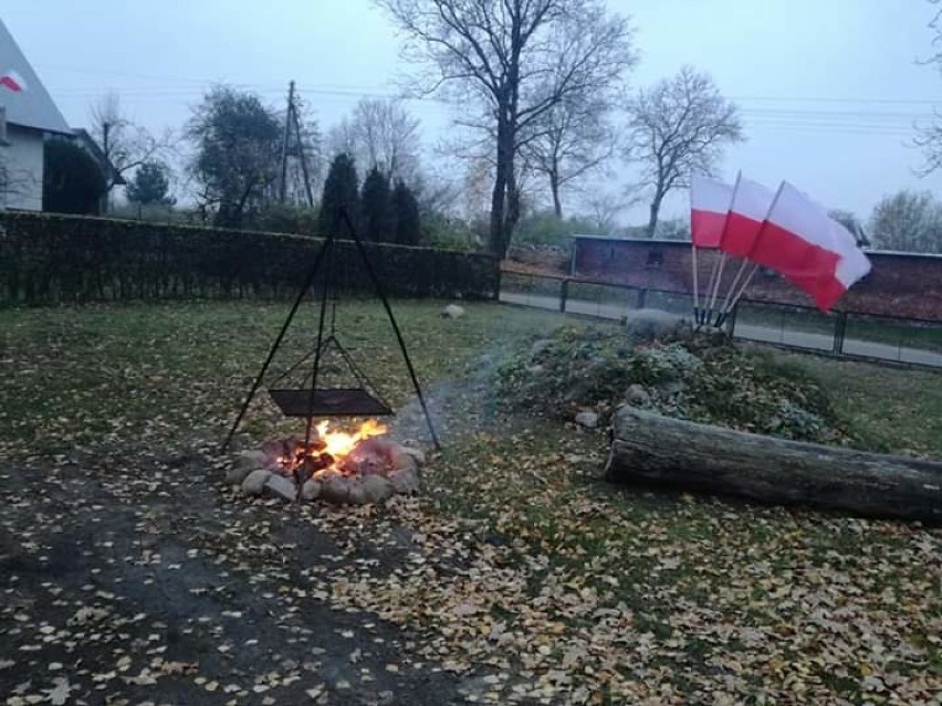 Wieczornica Niepodległościowa w Zespole Szkół w Redkowicach [ZDJĘCIA]