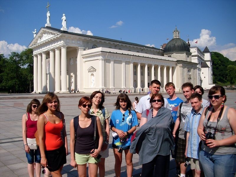 Uczniowie z II Liceum Ogólnokształcącego w Kutnie przebywali na wycieczce w Wilnie [ZDJĘCIA]
