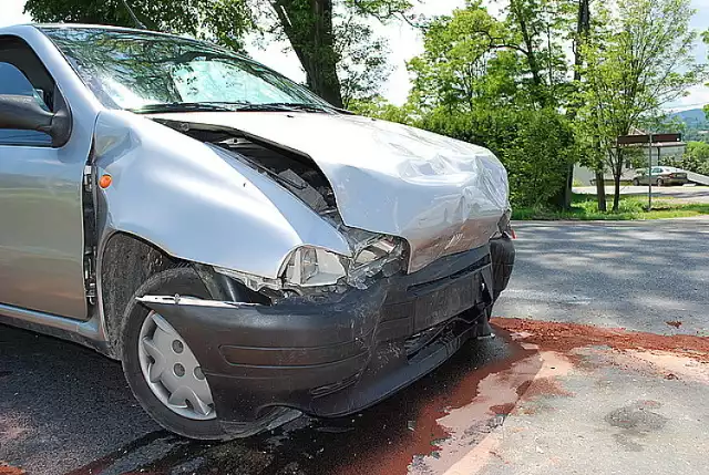 Wypadek w Skołyszynie. Trzy osoby frafiły do szpitala