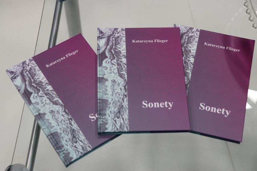 Biblioteka wydała tomik poezji Katarzyny Flieger pt. „Sonety”