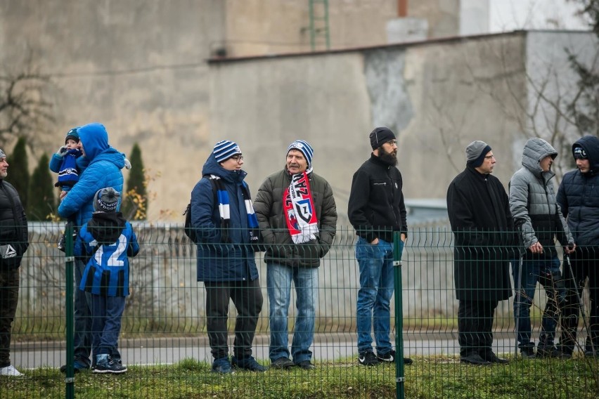 ZOBACZ ZDJĘCIA Z MECZU DERBOWEGO NA SIELSKIEJ >>>>>