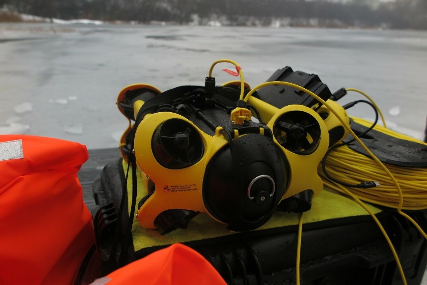 Szkolenie praktyczne z obsługi drona wodnego prowadzono na...
