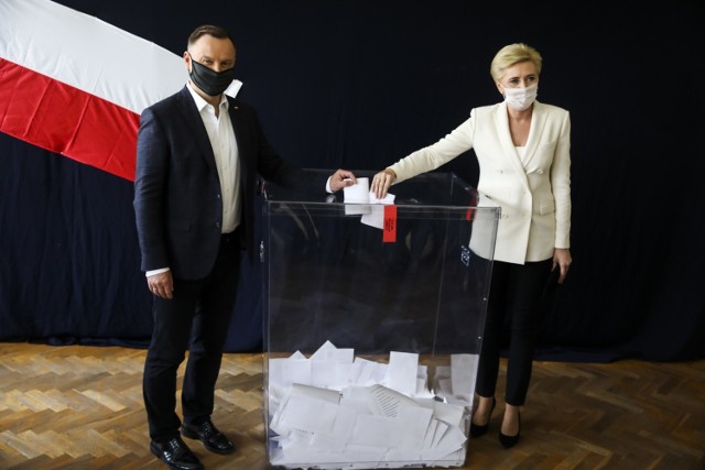 Andrzej Duda podczas głosowania