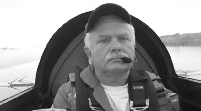 Pilot Marek Szufa
