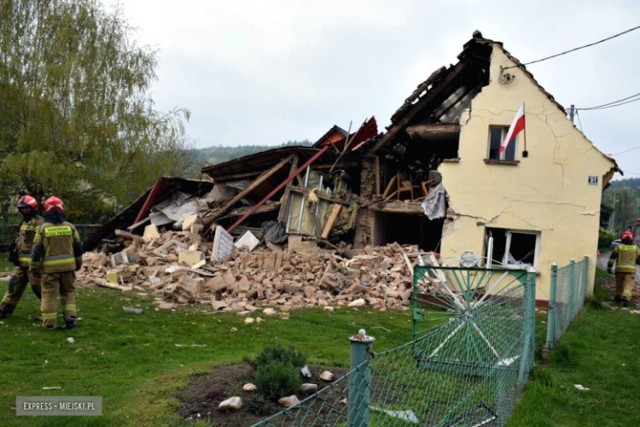 Tragedia na Dolnym Śląsku. Jedna osoba zginęła w wybuchu gazu, trzy inne są ranne. O własnych siłach wydostały się z gruzowiska