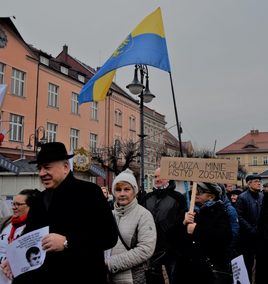 Pikieta w Żorach: Kałuża, oddaj mandat