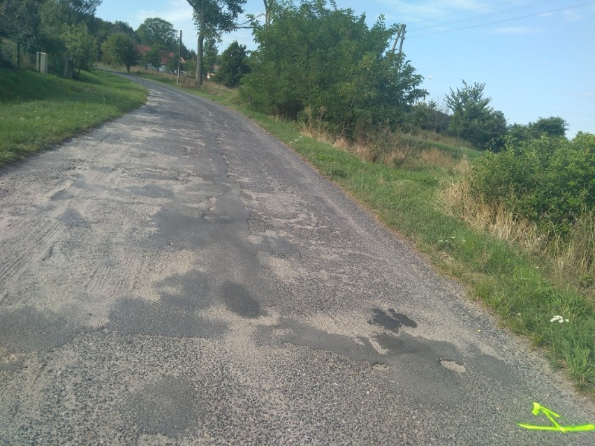 Ruszył remont dwóch dróg w gminie Rudna. Są w tragicznym...