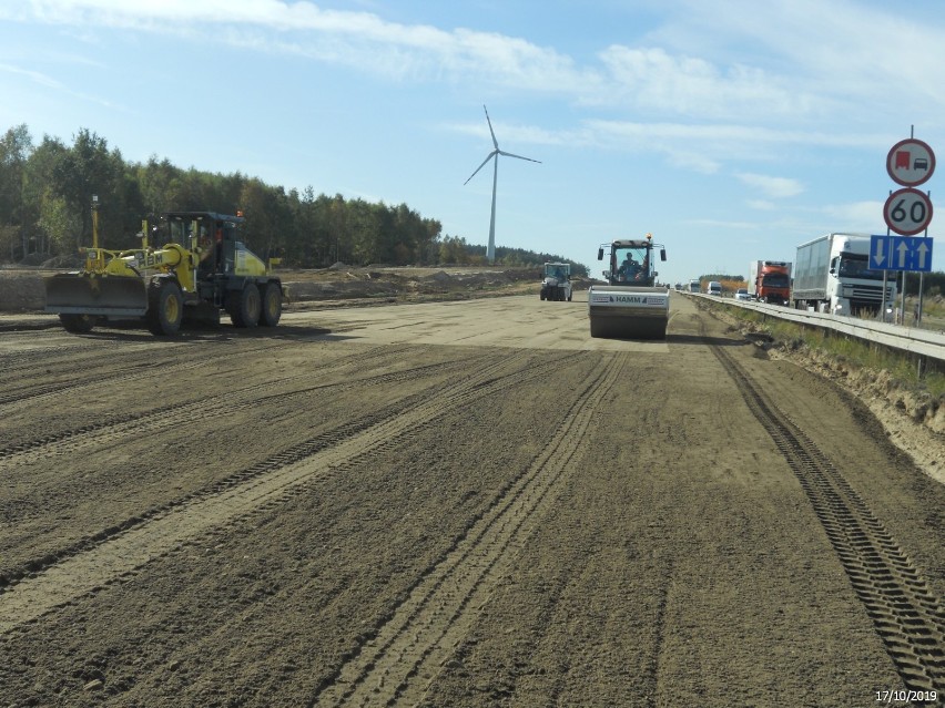 Budowa autostrady A1 Radomsko - Kamieńsk. Tak postępują...