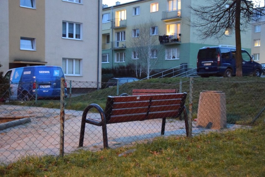 Koronawirus w Pruszczu i powiecie gdańskim. Zamknięte place, siłownie zewnętrzne, targowiska