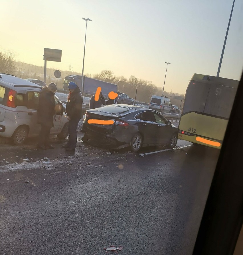 Wypadek na ulicy Kochłowickiej.