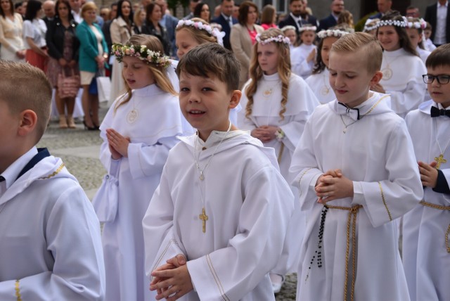 Pierwsza Komunia Święta w parafii pw. św. Jadwigi w Grodzisku Wielkopolskim