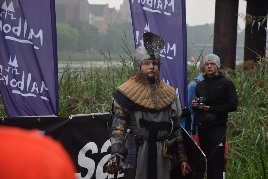 Castle Triathlon Malbork 2020. Rywalizacja w drugiej fali na 1/4 ironmana [ZDJĘCIA cz. 1]