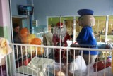 Szpital w Turku: Chore dzieci odwiedził Pyrek i Św. Mikołaj [ZDJĘCIA]