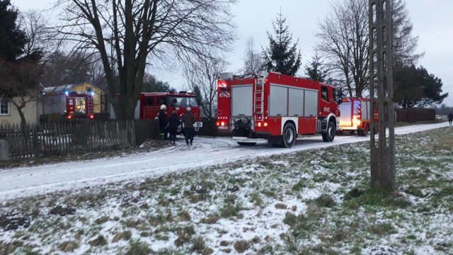 Strażacy szybko ugasili pożar garażu w Czarnem