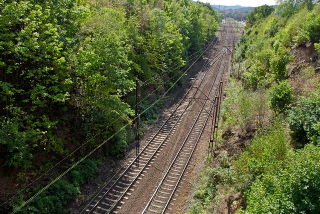 Pociąg ma być ukryty w pobliżu linii kolejowej nr 274 z Wrocławia do Wałbrzycha, na terenie wałbrzyskiej dzielnicy Szczawienko