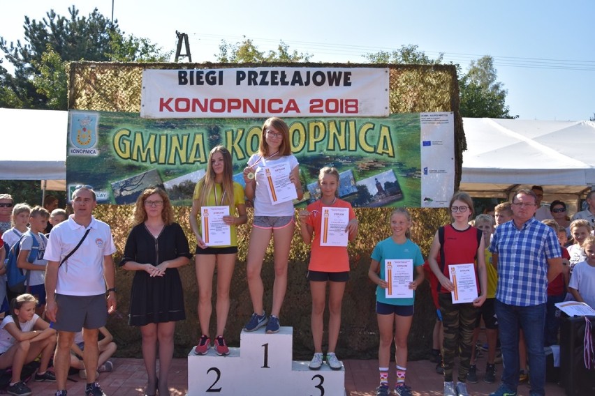 Inauguracja Sportowego Roku Szkolnego. Mistrzostwa powiatu wieluńskiego w biegach[ZDJĘCIA, WYNIKI]