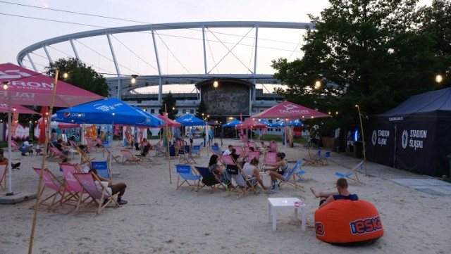 Tauron Silesia Beach, czyli plaża na Stadionie Śląskim. To stąd w sobotę będzie można oglądać spadające gwiazdy