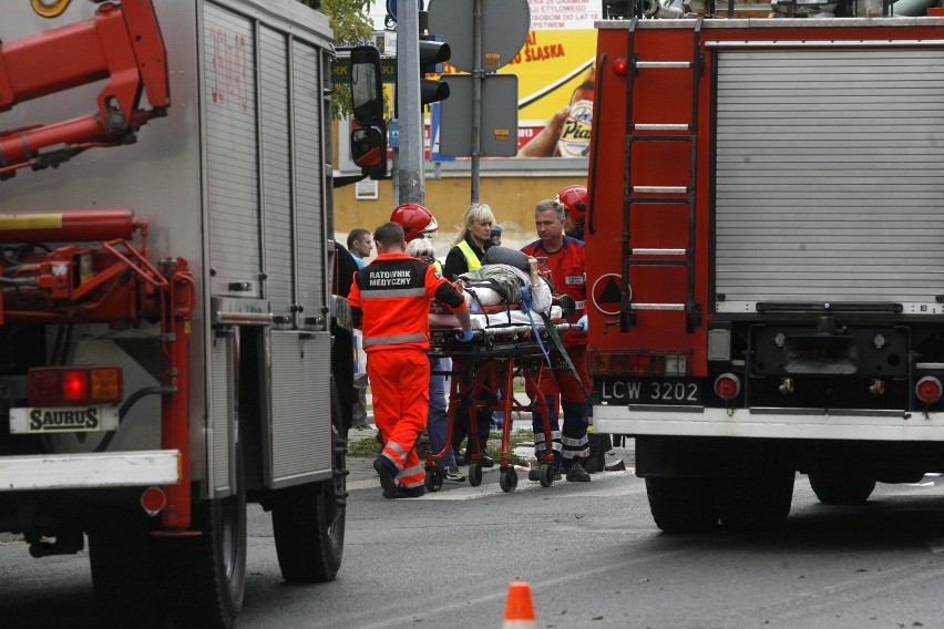 Wypadek na Jaworzyńskiej w Legnicy (ZDJĘCIA)