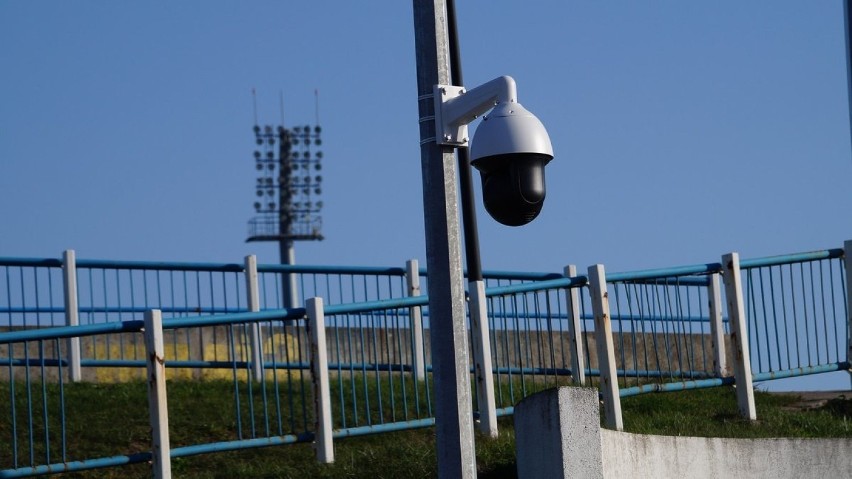 Leszno. Miejski monitoring w Lesznie od dziś obsługiwany przez całą dobę. Wiecie, gdzie są kamery?