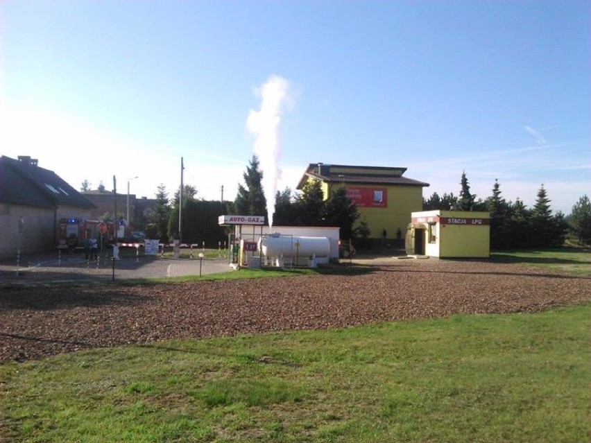 Straż pożarna w Wodzisławiu: ze zbiornika ulatniał się gaz