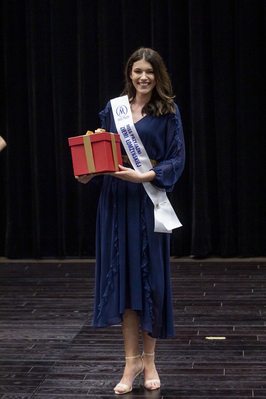 Miss Ziemi Łomżyńskiej 2021. Tytuły komplementarne wręczone [zdjęcia]