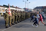 Święto Niepodległości na pl. 11 Listopada w Łasku ZDJĘCIA