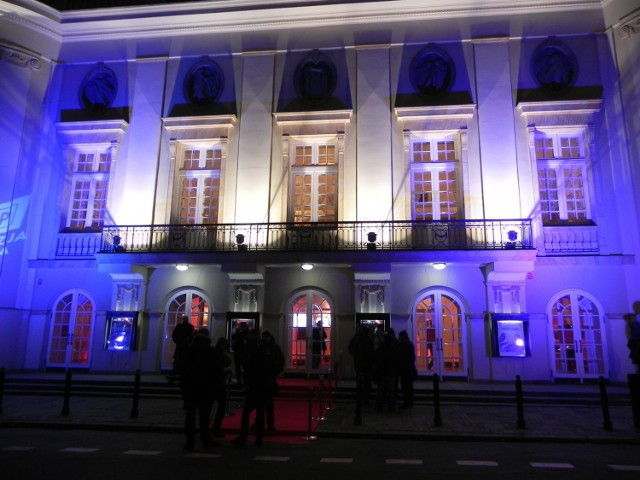 Teatr Polski w Warszawie też przyłączył się do akcji Teatr za grosze.