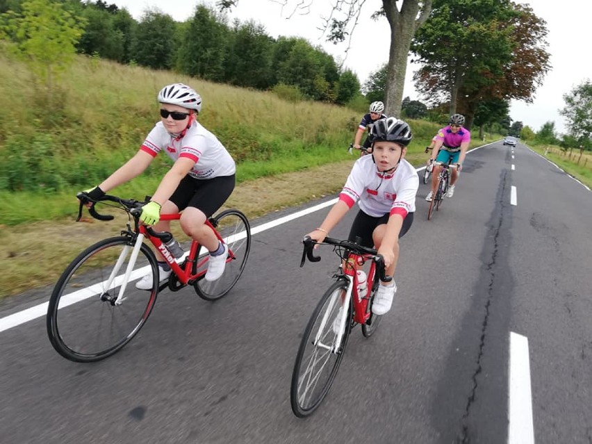 Trening kolarski niedaleko Darłowa pod wodzą trenera Artura...