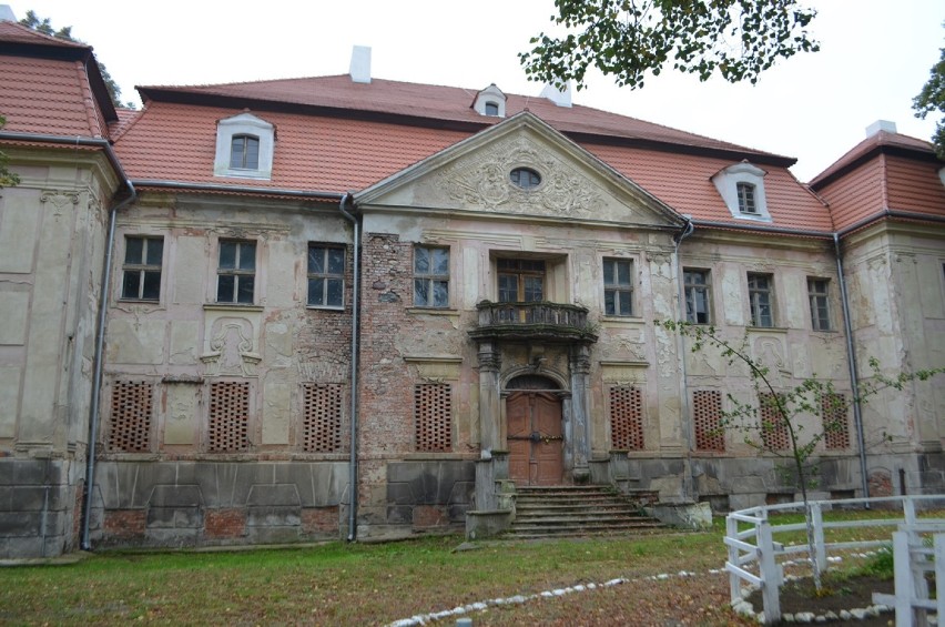 Czy pusty i niszczejący pałac w Żukowicach koło Głogowa otrzyma drugie życie? Jest chętny, by go zagospodarować