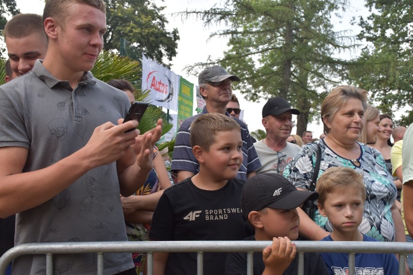 Ogólnopolskie Dożynki ZMDK "Z miłości do koryta" i Królów...