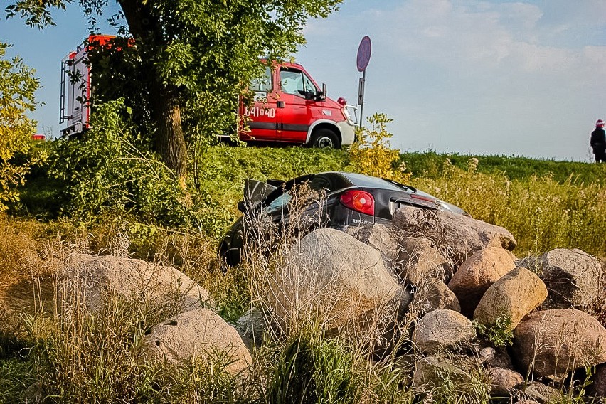 Tragiczny wypadek w Grochowie na Mazowszu. Kierowca bez prawa jazdy zabił rowerzystę [WIDEO,ZDJĘCIA]