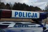 Czersk. Policja szuka sprawcy uszkodzenia mienia