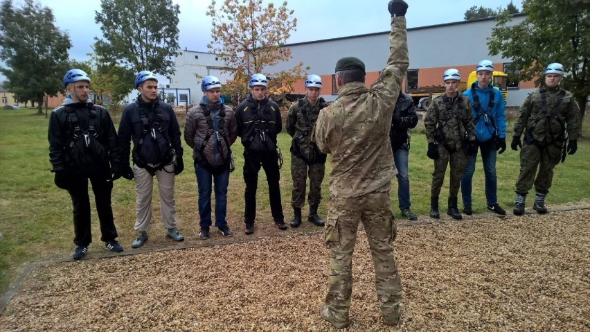 Młodzież ZST na szkoleniu u komandosów