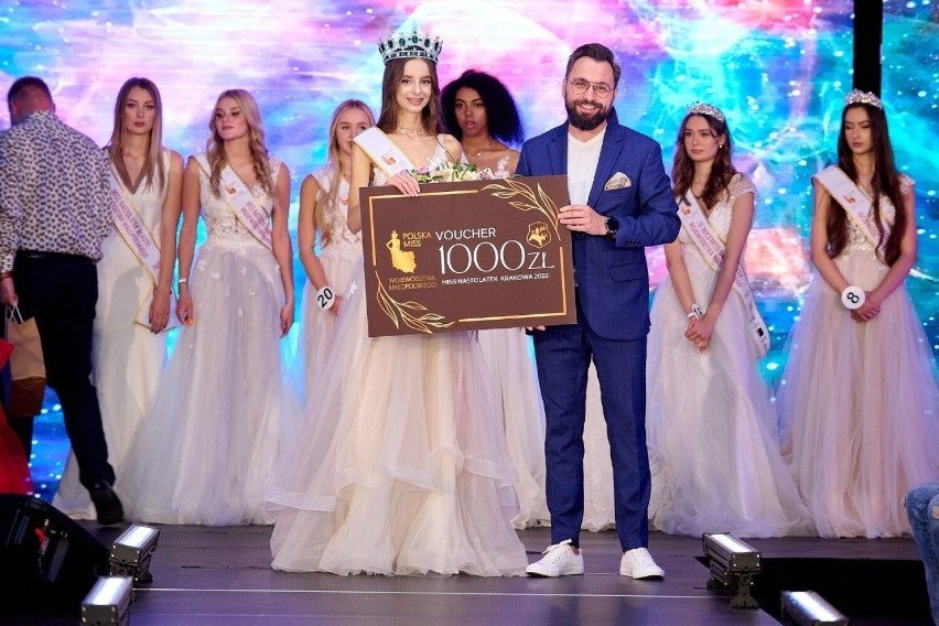 Natalia Tworek z Rymanowa-Zdroju zdobyła tytuł Miss Krakowa Nastolatek 2022. Teraz wystąpi w krajowym konkursie Polska Miss [ZDJĘCIA]