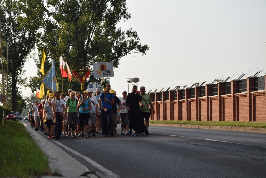 Kaszebsko Pielgrzimka zawitała w środę do Sieradza (ZDJĘCIA)