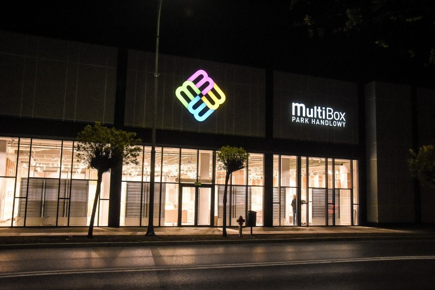 Szamotuły. Park handlowy Multibox szykuje się do wielkiego otwarcia. Jakie sklepy będą tu działać?