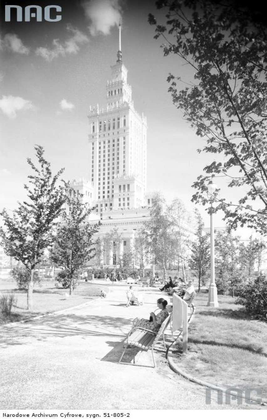 Pałac Kultury i Nauki w Warszawie/ rok 1955