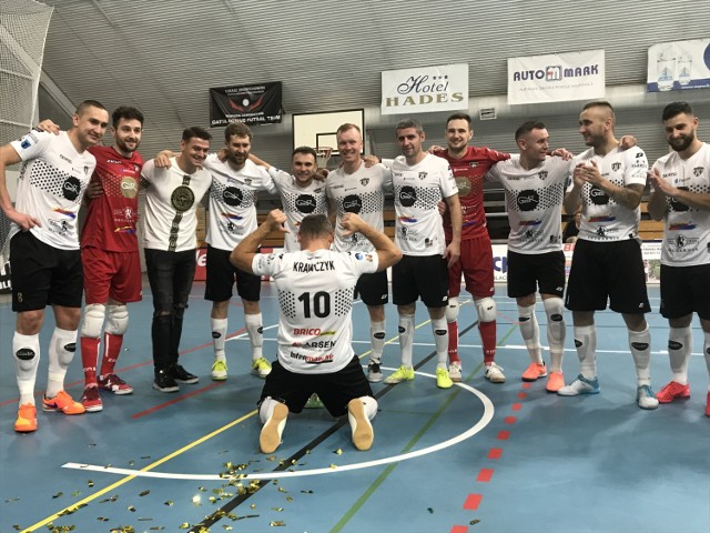 Gatta Active pokonała Red Dragons Pniewy w Zduńskiej Woli