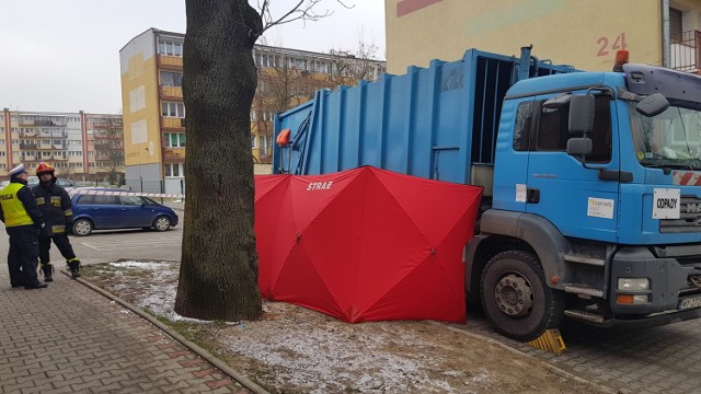 Śmiertelne potrącenie przez śmieciarkę na Hipotecznej w Łodzi