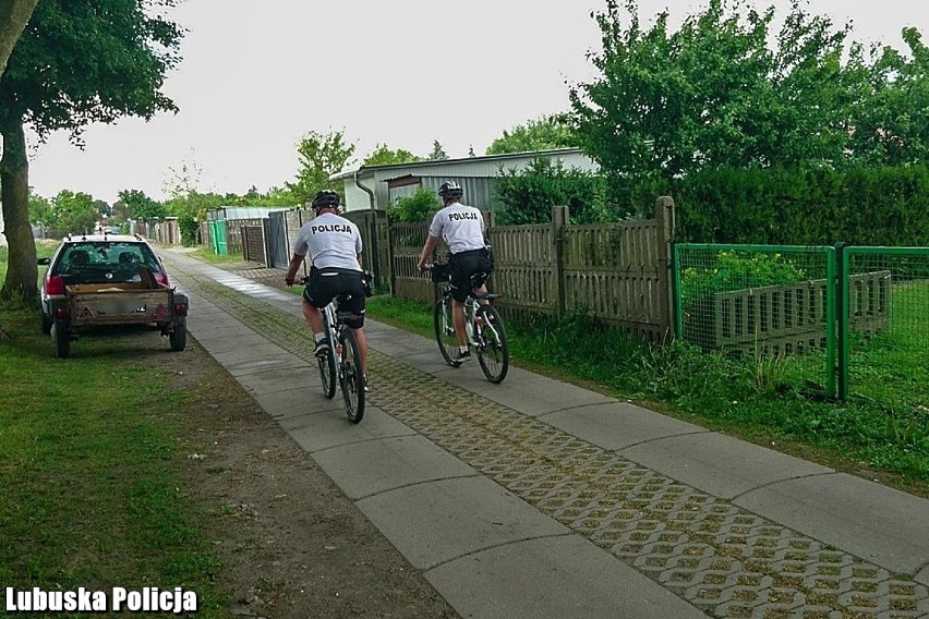 Policjanci przesiedli się na rowery! W powiecie świebodzińskim spotkasz patrole rowerowe policji [zdjęcia]