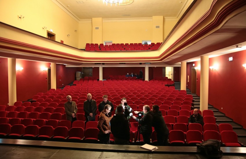 Kompleksowy remont teatru można uznać za oficjalnie...