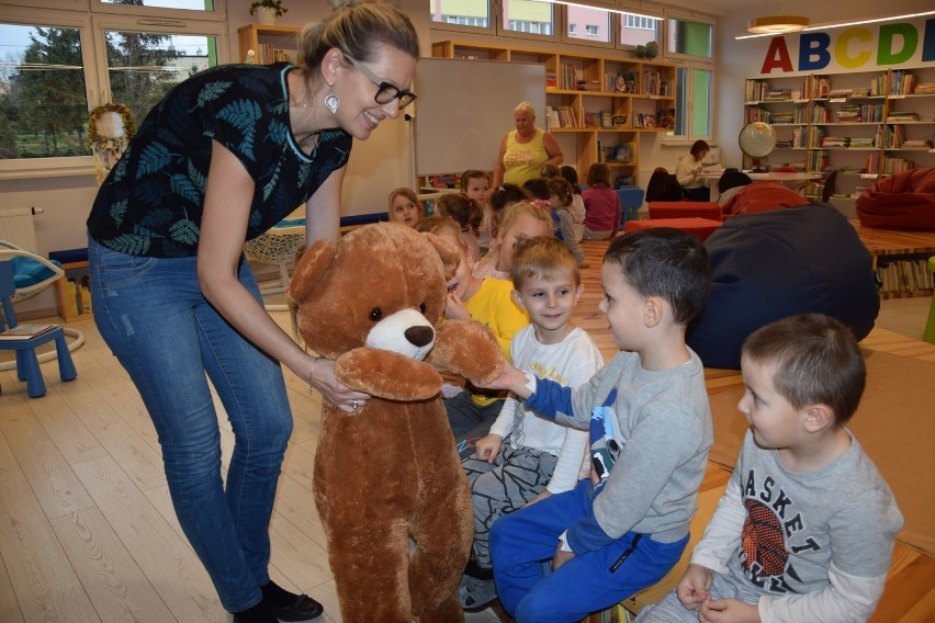 Przedszkolaki z Radziejowa odwiedziły bibliotekę [zdjęcia]