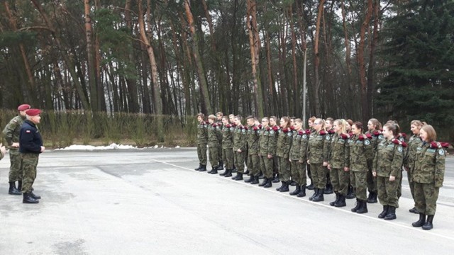 Logistycy z ZSDiOŚ w Radomsku w jednostce wojskowej w Tomaszowie