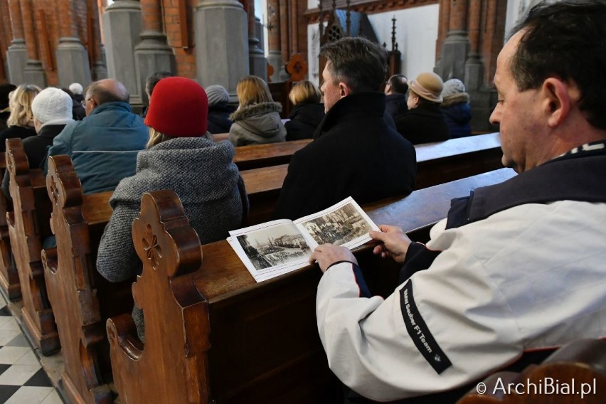 Arcybiskup stwierdził, że w tych trudnych okolicznościach,...