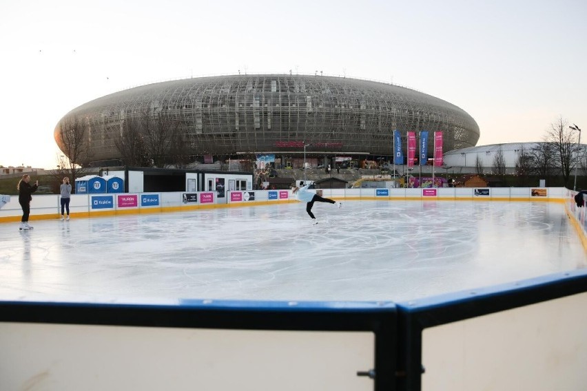 „Zimowa Arena” czyli strefa, która działa przy Tauron...
