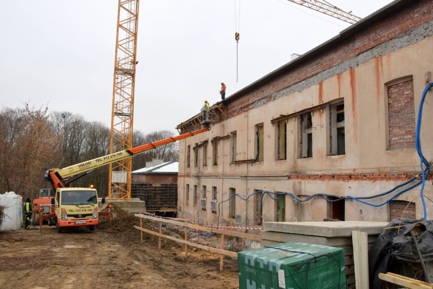 Trwa budowa nowej siedziby teatru "Kubuś" w Kielcach. Zobacz...