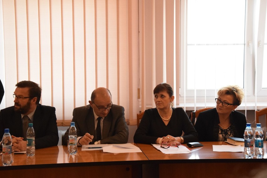 Sesja rady powiatu zawierciańskiego. Radni uchwalili budżet